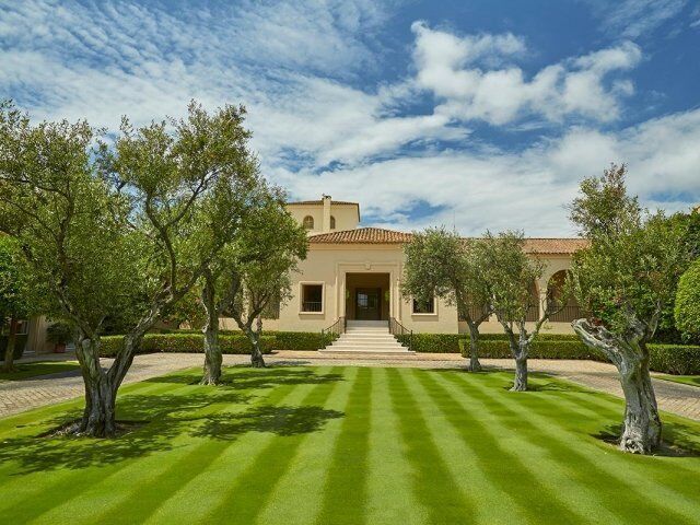 Club House